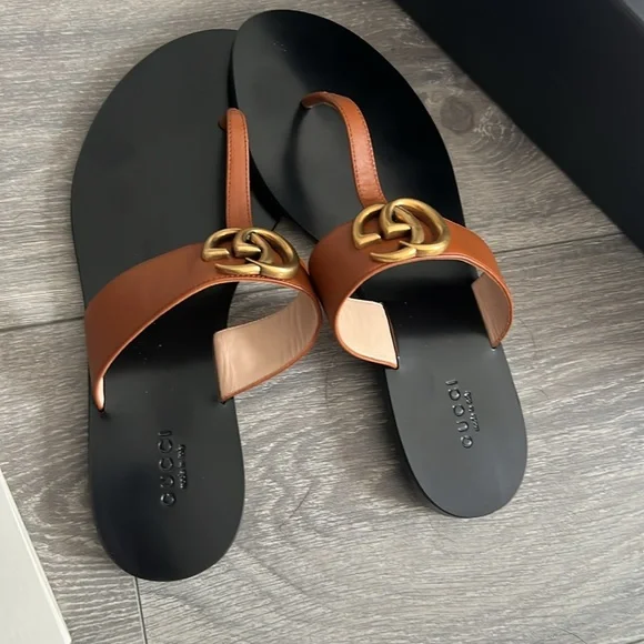 Authentic Gucci Brown and Black Sandals with Signature GG Logo. Size 37.5/7.5 - Picture 6 of 8
